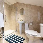 Town House Ii - Uk12892
