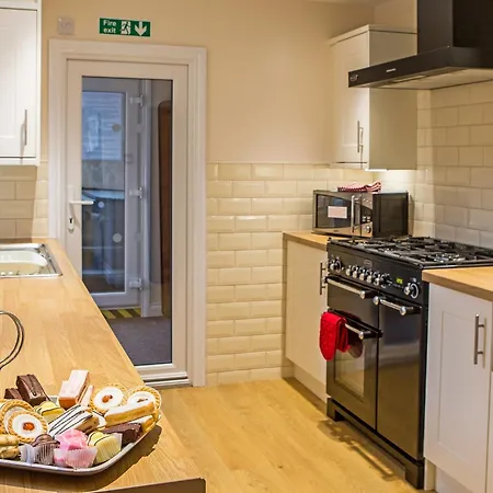 Town House Ii - Uk12892