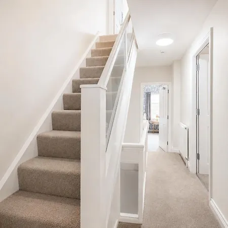 Town House Ii - Uk12892